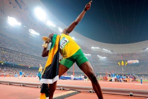 华体会官方-“华金·托比利亚的迅猛反应与稳健防守，提升美洲狮队的竞争力”