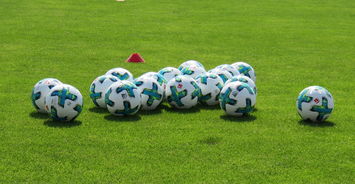 华体会在线登录-国际足球明星在世界杯舞台上的精彩表现引发全球热议，世界足球明星介绍